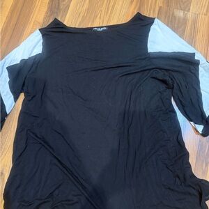 Cable & Gauge Black and Gray Long Sleeve Top